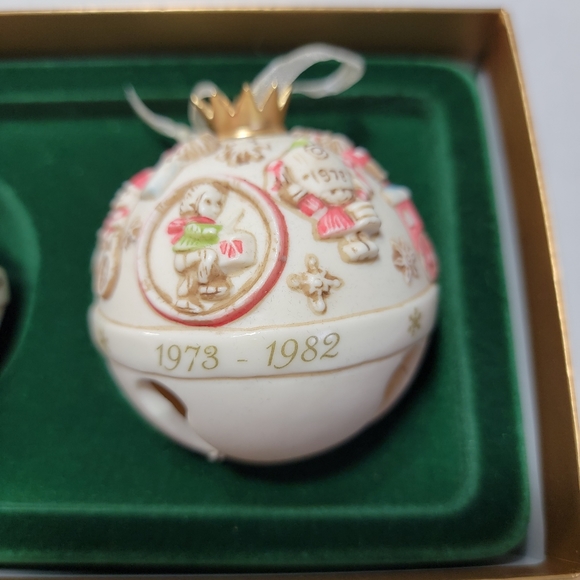 30th Anniversary Commemorative Bells 2003 Hallmark Keepsake Collectors Club - Picture 7 of 10